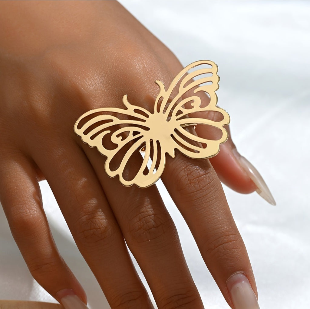 Fly Away Statement Ring