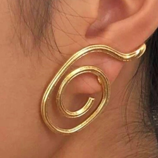 Down For The Swirl Earring